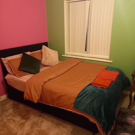 Bloxwich Luxury Room In Walsall מראה חיצוני תמונה